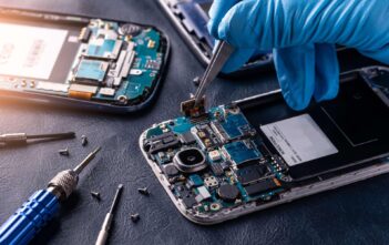 Tecniche di Base per la Riparazione di Smartphone