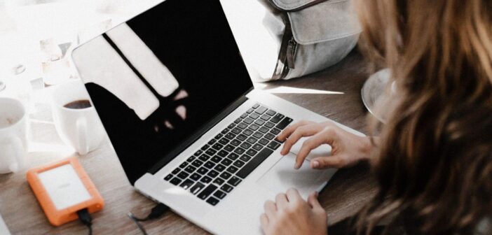 Consigli per Salvare e Organizzare Foto Digitali in Modo Sicuro