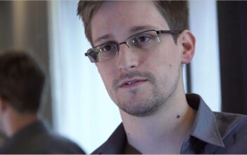 Snowden e NSA: quando la sorveglianza divenne pubblica Snowden e NSA: quando la sorveglianza divenne pubblica