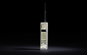Motorola DynaTAC: il primo cellulare commerciale del mondo