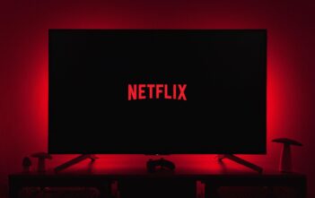 Netflix: da DVD per posta a gigante dello streaming
